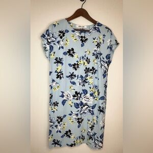 DVF Blue Floral Short Sleeve Dress